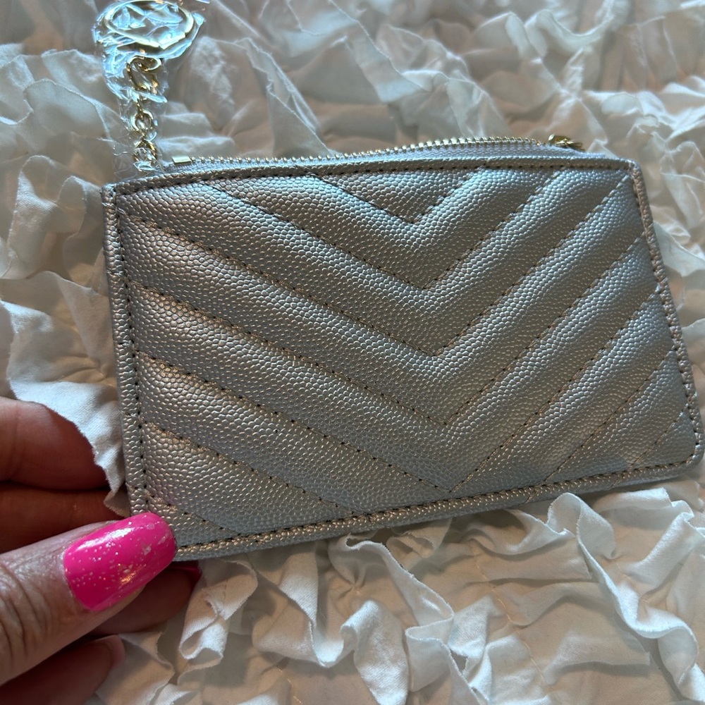Small Card/Coin Wallet • Silver w/ Zipper •